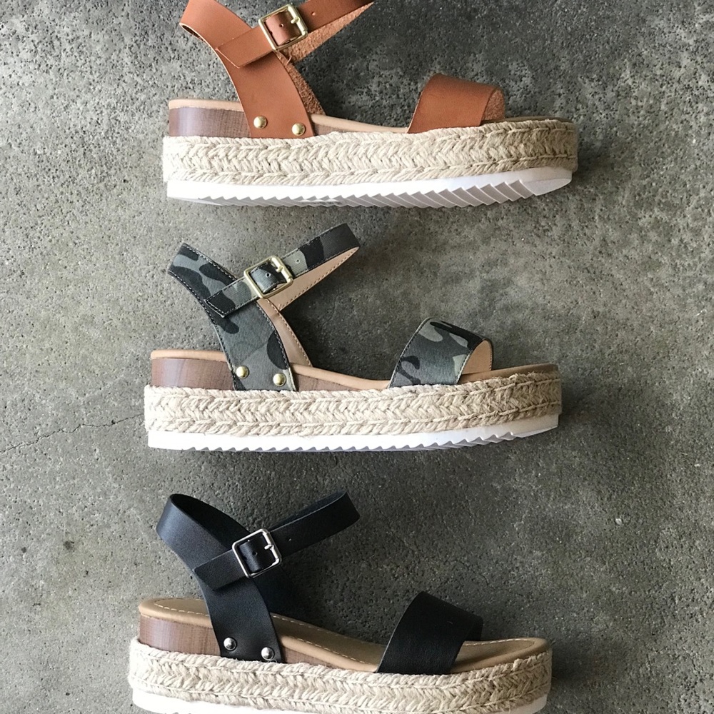 Size 6.5 Soda Clip Tan FlatForm Espadrille Sandal - Picture 8 of 9